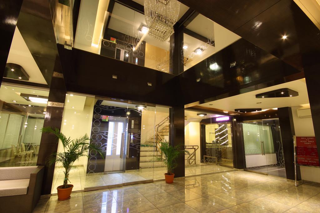 Hotel Apex Сурат Екстер'єр фото